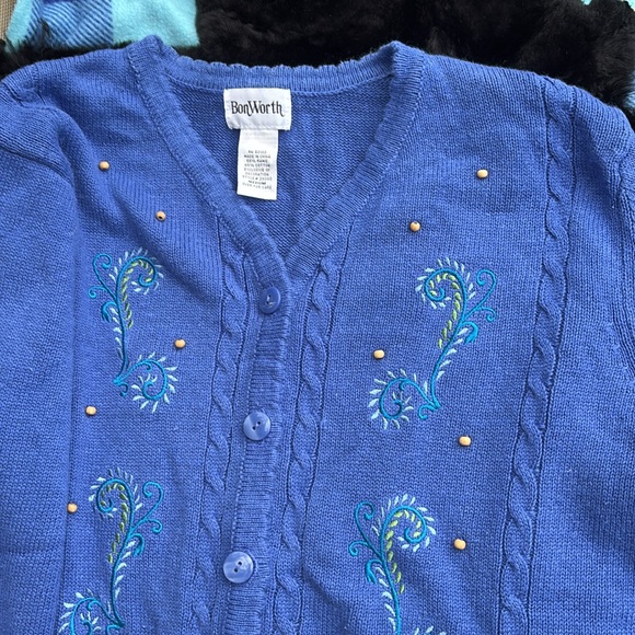 Bon Worth Blue Button Front Cardigan Sweater Embroidered Scalloped Trim Beads M - Picture 10 of 16